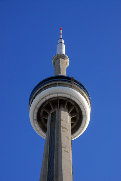 CN Tower - Tallest building in the world 1975-2007