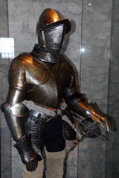 Verucchio Castle arms & armor collection