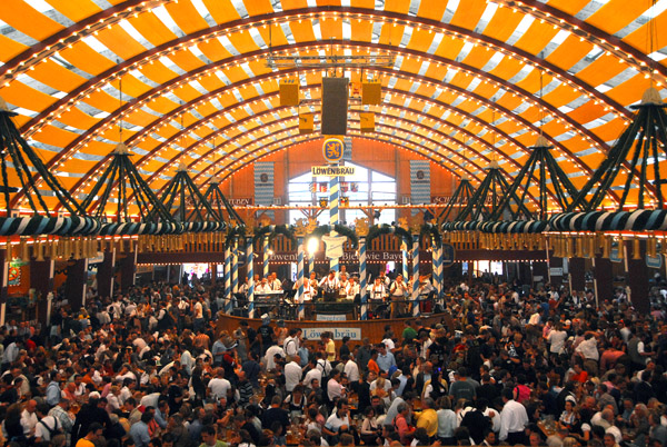 Oktoberfest München 2007 - Löwenbräu Festzelt