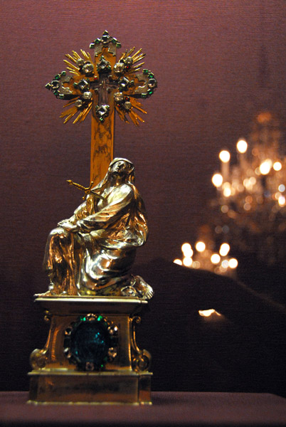 Reliquary with a piece of the True Cross ca 1721