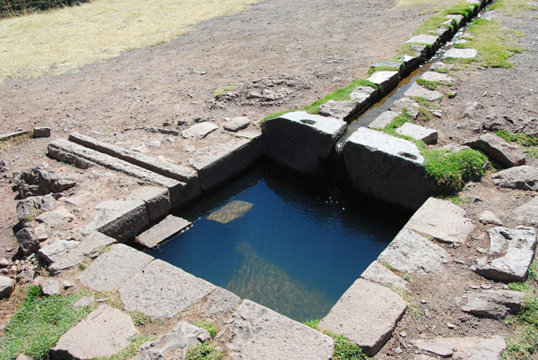 Original Inca waterworks, Intihuatana - Pisaq