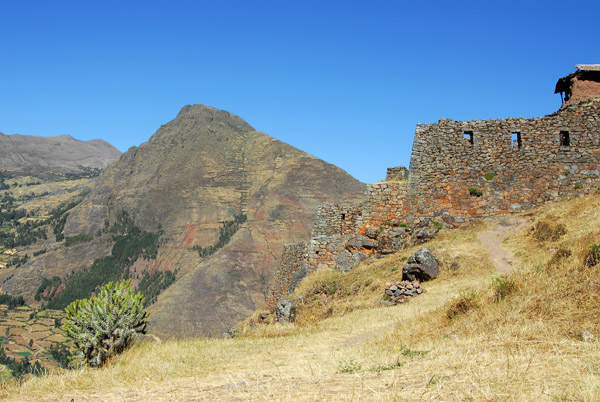 Outer walls of the Citadel, Pisaq