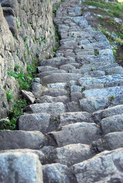 Steep stairs, Wayna Picchu