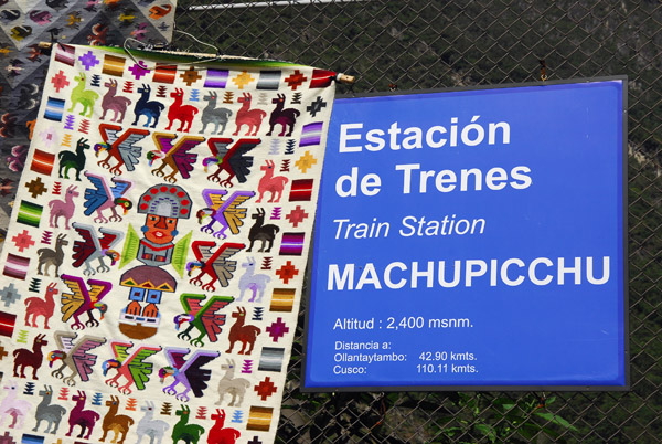 Estacion de Trenes, Machupicchu (2400m)