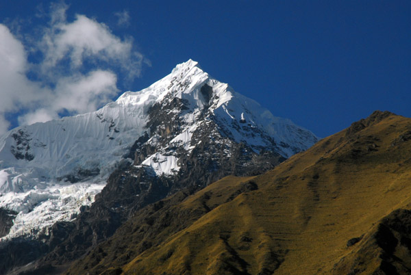 Mountain views from the Machu Picchu train