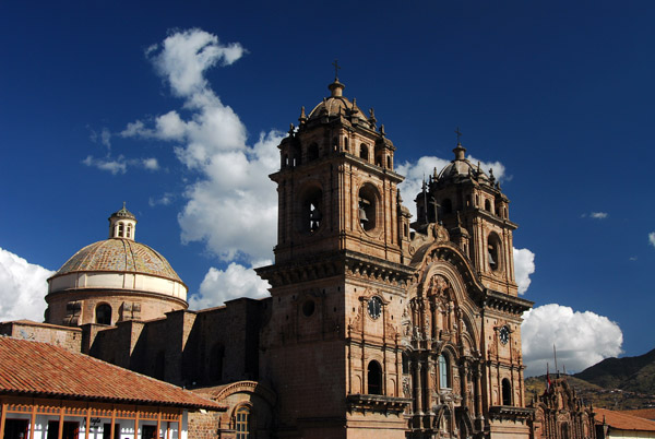 Iglesia La Compaia de Jesus, built 1571, rebuilt 1650