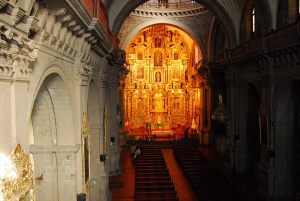 Interior, Iglesia La Compaia de Jesus, Plaza de Armas