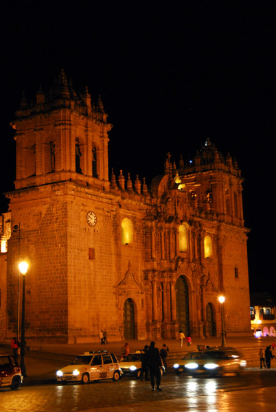 Cusco Cathedral at night