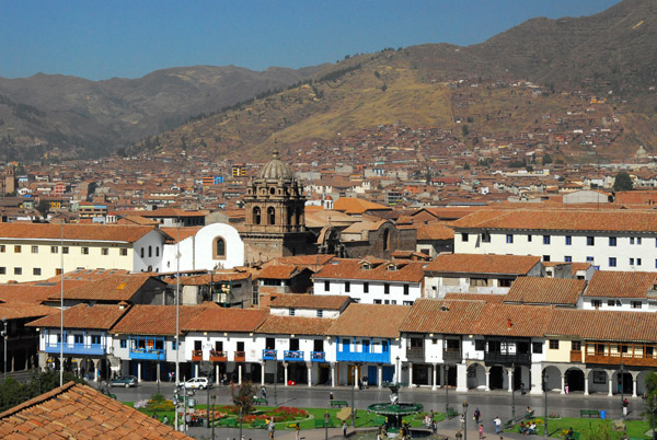 Plaza de Armas and Convento y Templo de la Merced in the background