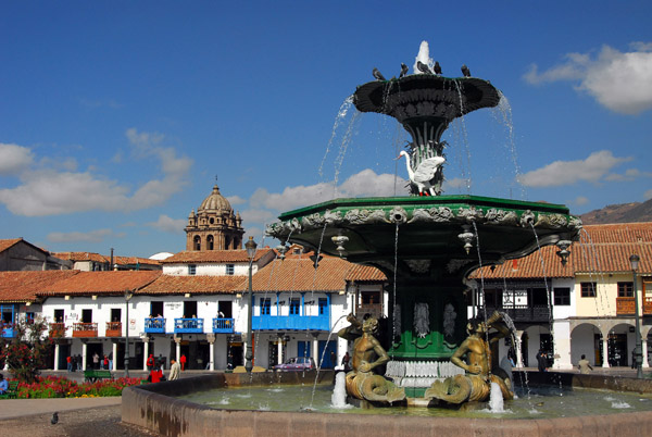 Fountain, Plaza de Armas