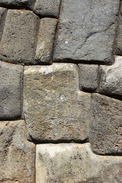 Interlocked stones, Sacsayhuamn