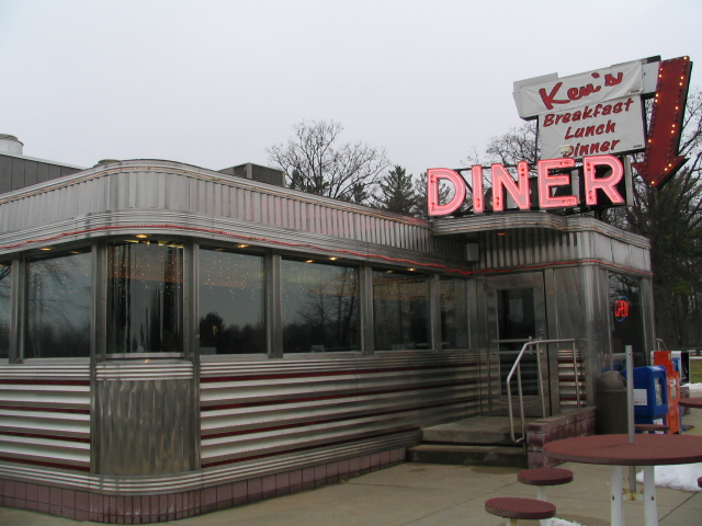 Kens Diner-Bridgeport MI.JPG