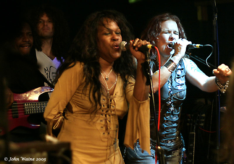 Taka Boom (US/UK) & Nikki Lamborn