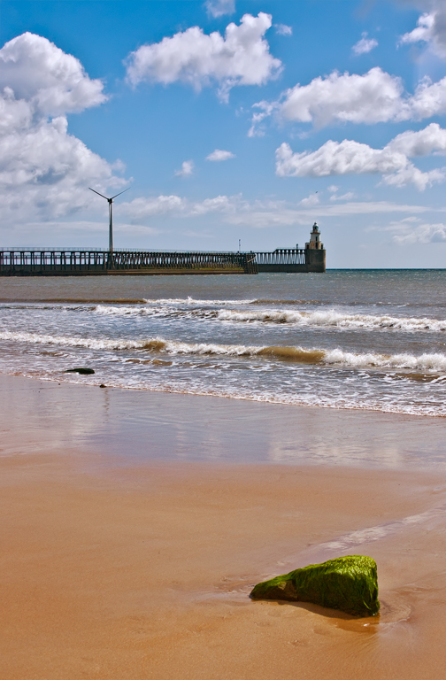 Blyth-beach-and-piers.jpg