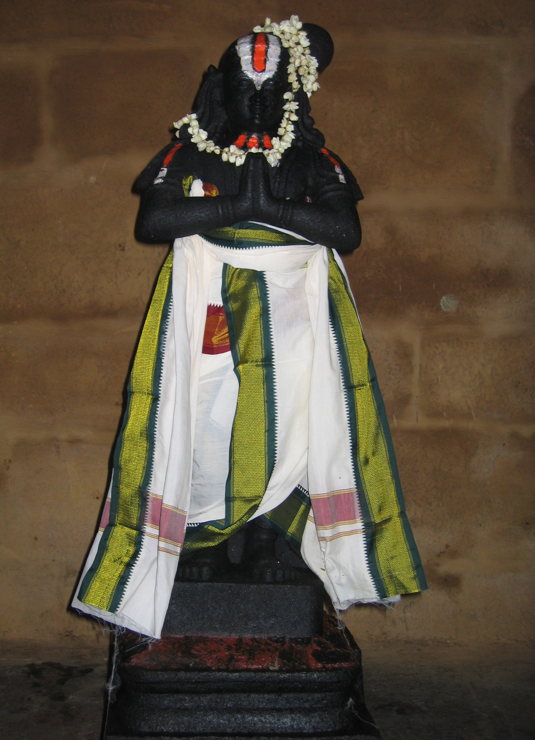 thirumankai_thiruvarasu3.jpg