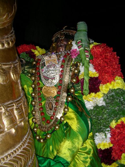 09-pattudukkum mayar thirangum pAvai.jpg