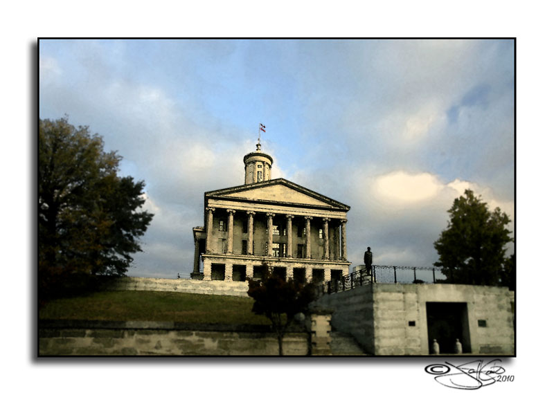 324<br>Capital Hill