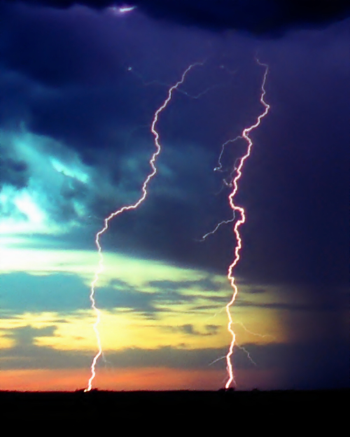 Lightning from Old Brick Church (Crop)