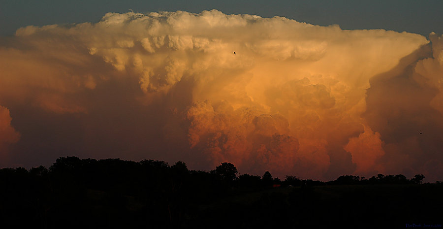 Cumulus Wall