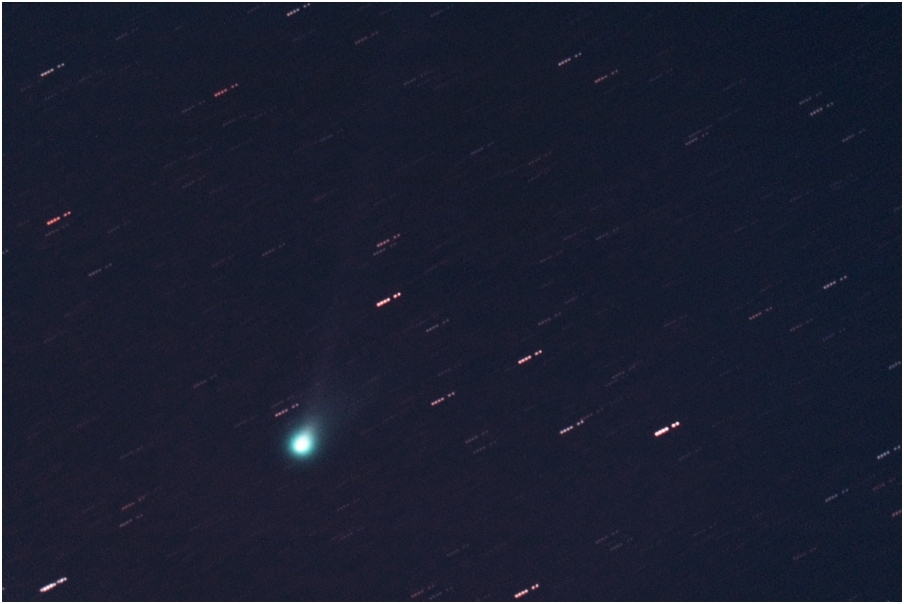 Comet C/2009 R1 (McNaught)