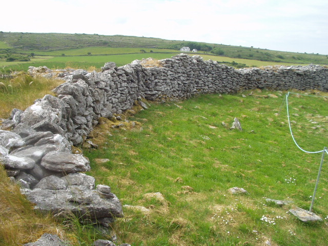 Remnants of the outer wall of some prehistoric stone fort with an unpronouncable name