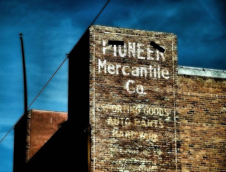 Pioneer Mercantile