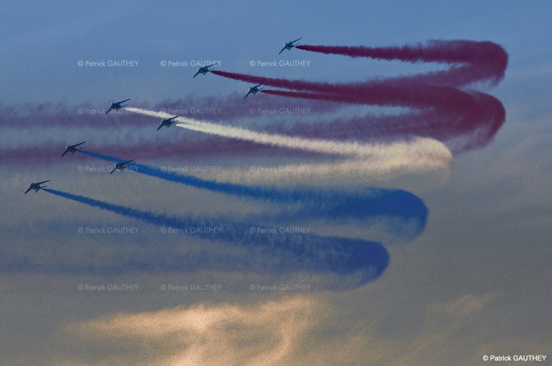 patrouille de France 32925.jpg