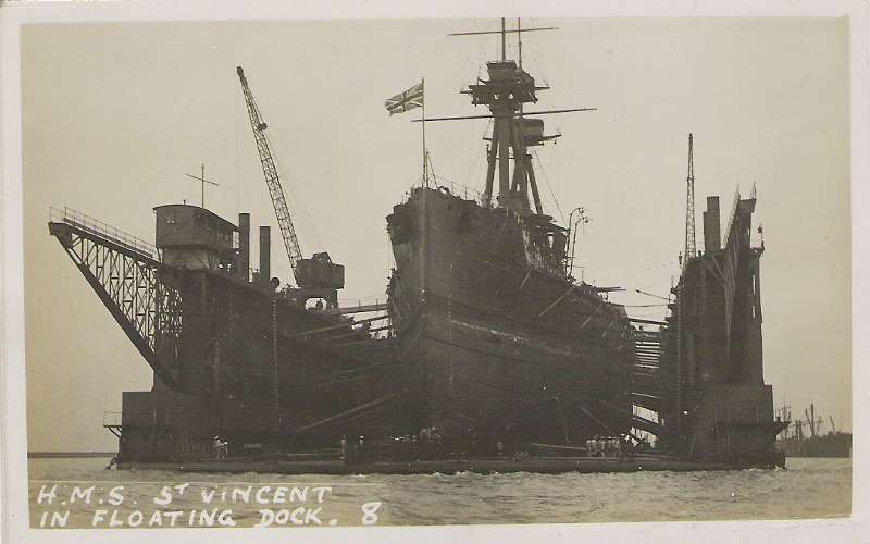 FLOATING DOCK 003