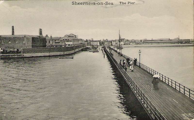 PIER 011