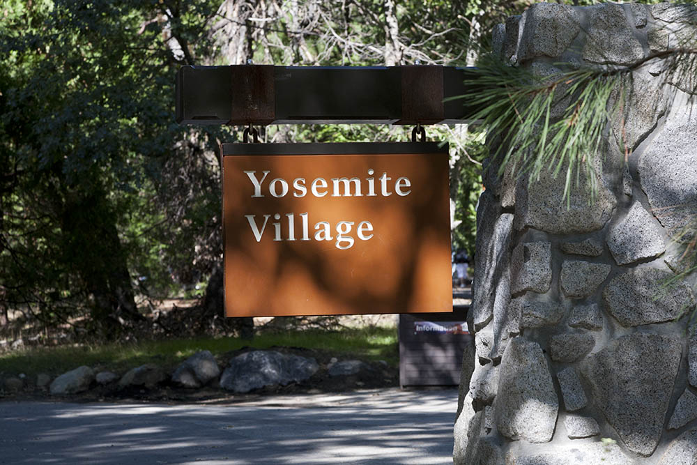 yosemite-village-sign01.jpg