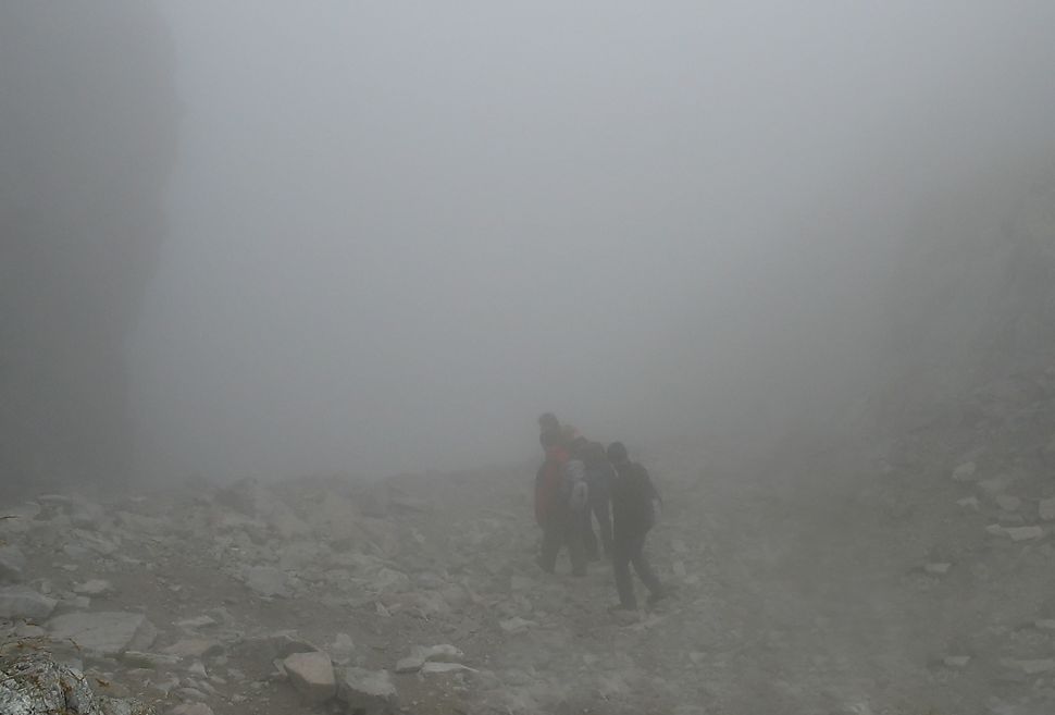 Descending from Zawrat