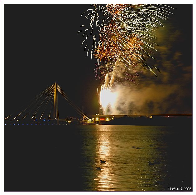 _DSC0747.jpg   Fireworks 1.jpg Southport.jpg