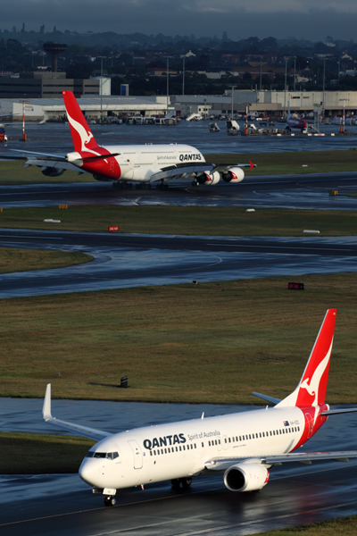 QANTAS AIRCRAFT SYD RF IMG_7937.jpg