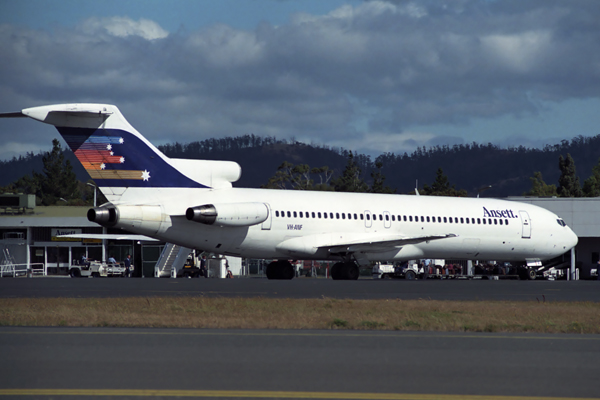 ANSETT BOEING 727 200 HBA RF 270 30.jpg