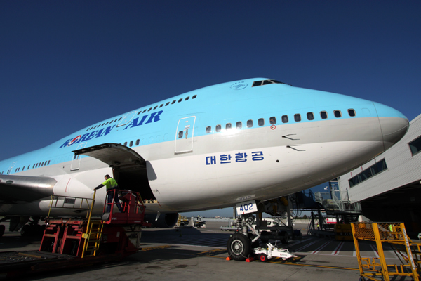 KOREAN AIR BOEING 747 400 SYD RF IMG_6128.jpg