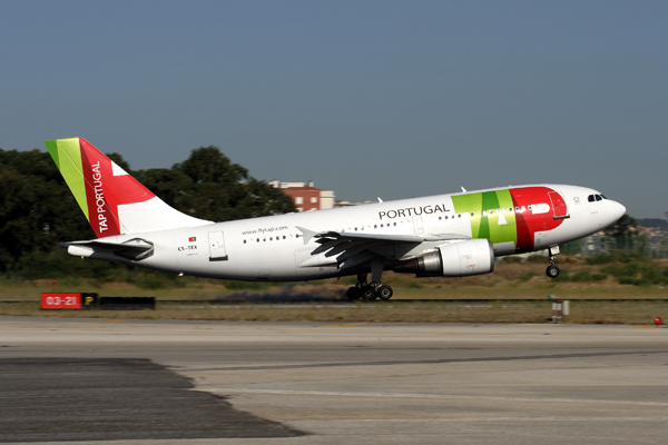 TAP PORTUGAL AIRBUS A310 300 LIS 0906 RF IMG_6100.jpg