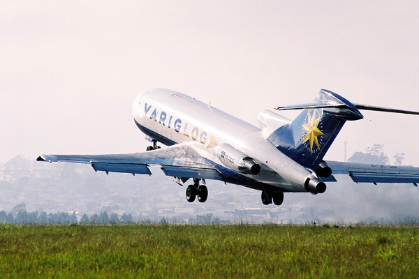 VARIG LOG BOEING 727 100 GRU RF.jpg