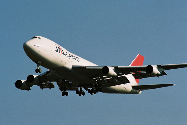 JAL CARGO BOEING 747 200F NRT 1924 15.jpg