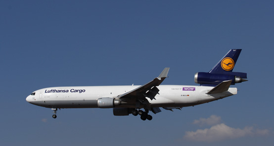 LUFTHANSA CARGO MD11F JNB RF PS.jpg