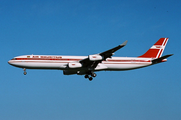 AIR MAURITIUS AIRBUS A340 SYD RF 1938 32.jpg