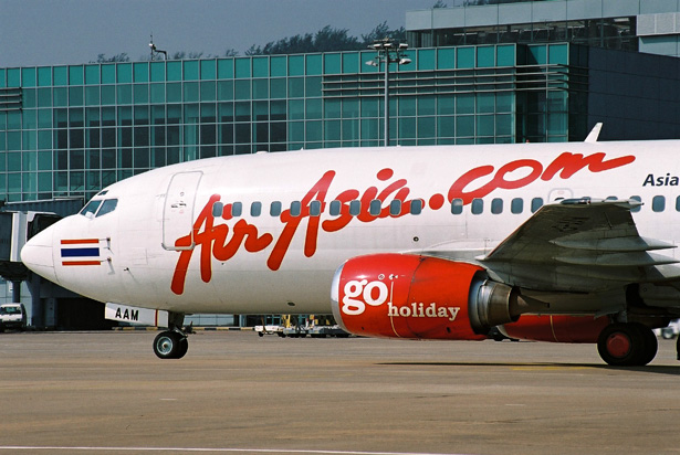 AIR ASIA BOEING 737 300 MFM RF 1909 11jpg.jpg