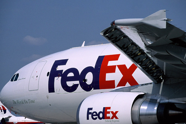 FEDEX AIRBUS A300 600F TLS RF.jpg