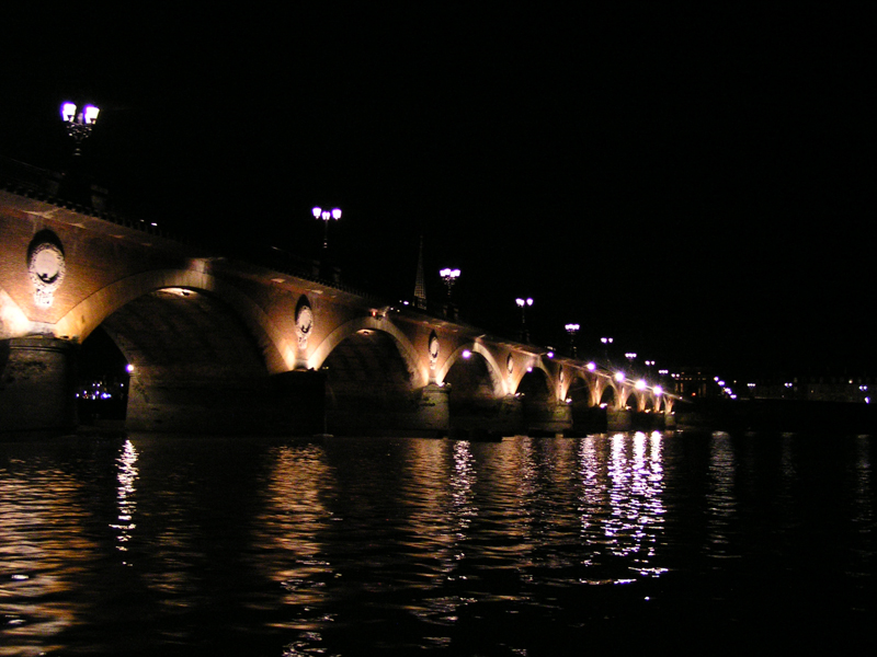 Bordeaux - Pont de Pierre.JPG