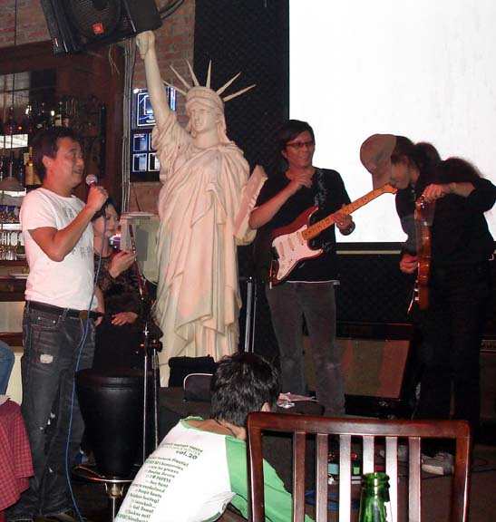 Bobby, Lady Liberty, Du-Du, Xiao Yang, Lao Liu