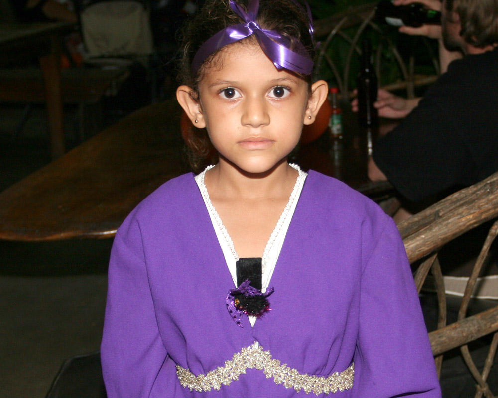 Awwww, isnt she cute?