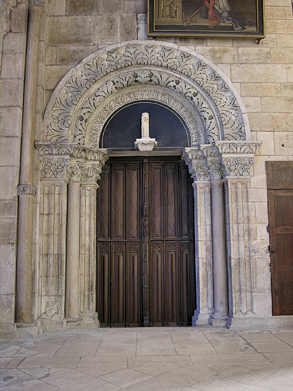 20 Doorway to Cloister 84001480.jpg