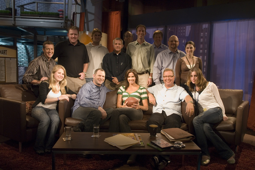 cast_crew.jpg