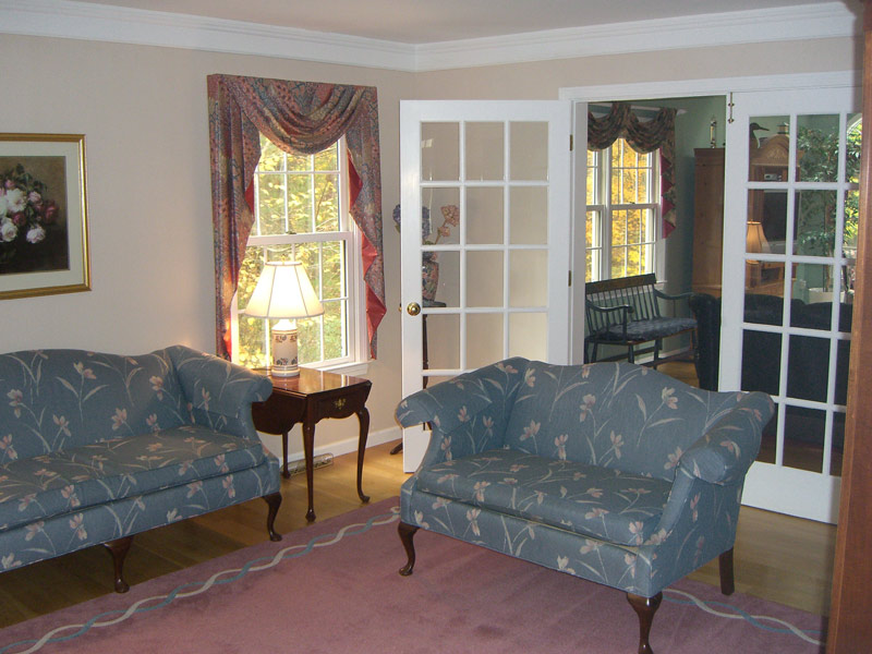 livingRoom2.jpg