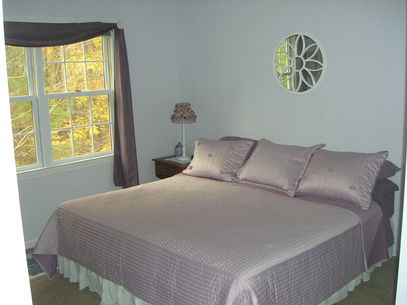 bedroom2.jpg