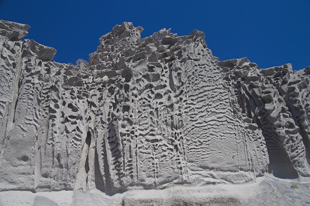 Vlichada beach rocks